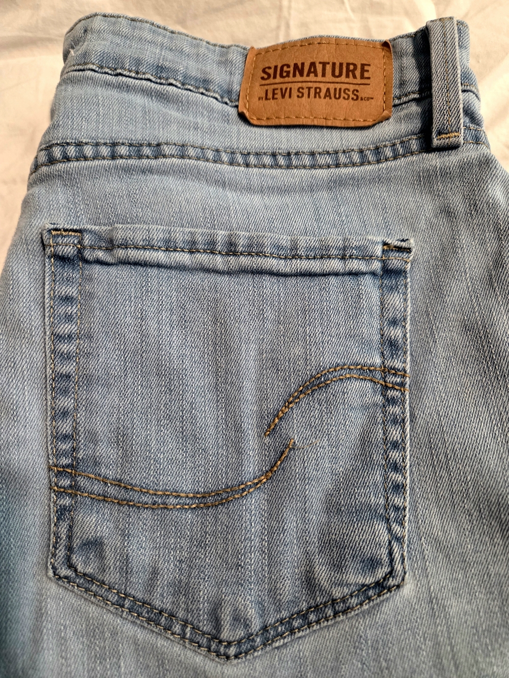 Signature by Levi Strauss Pale Blue High-Rise Women's Jean Shorts